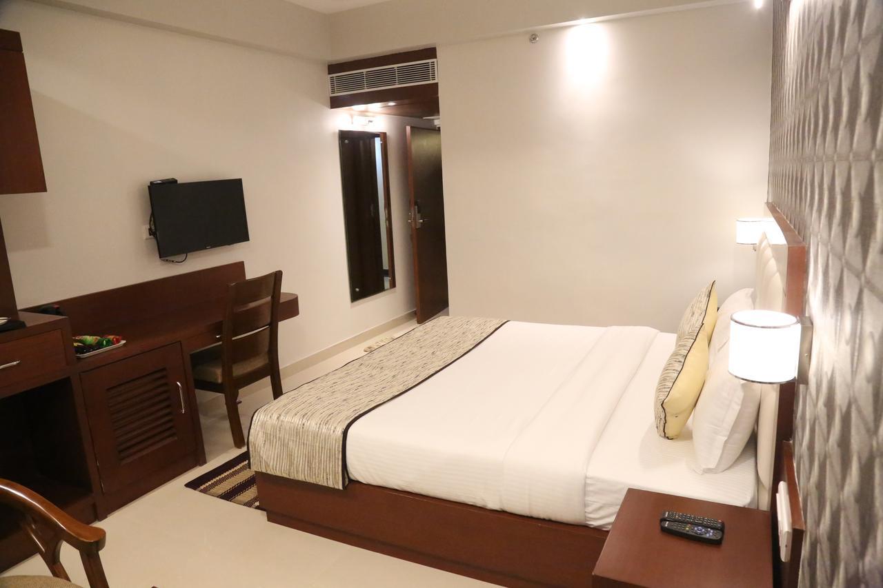 Hotel Varanasi Inn Extérieur photo
