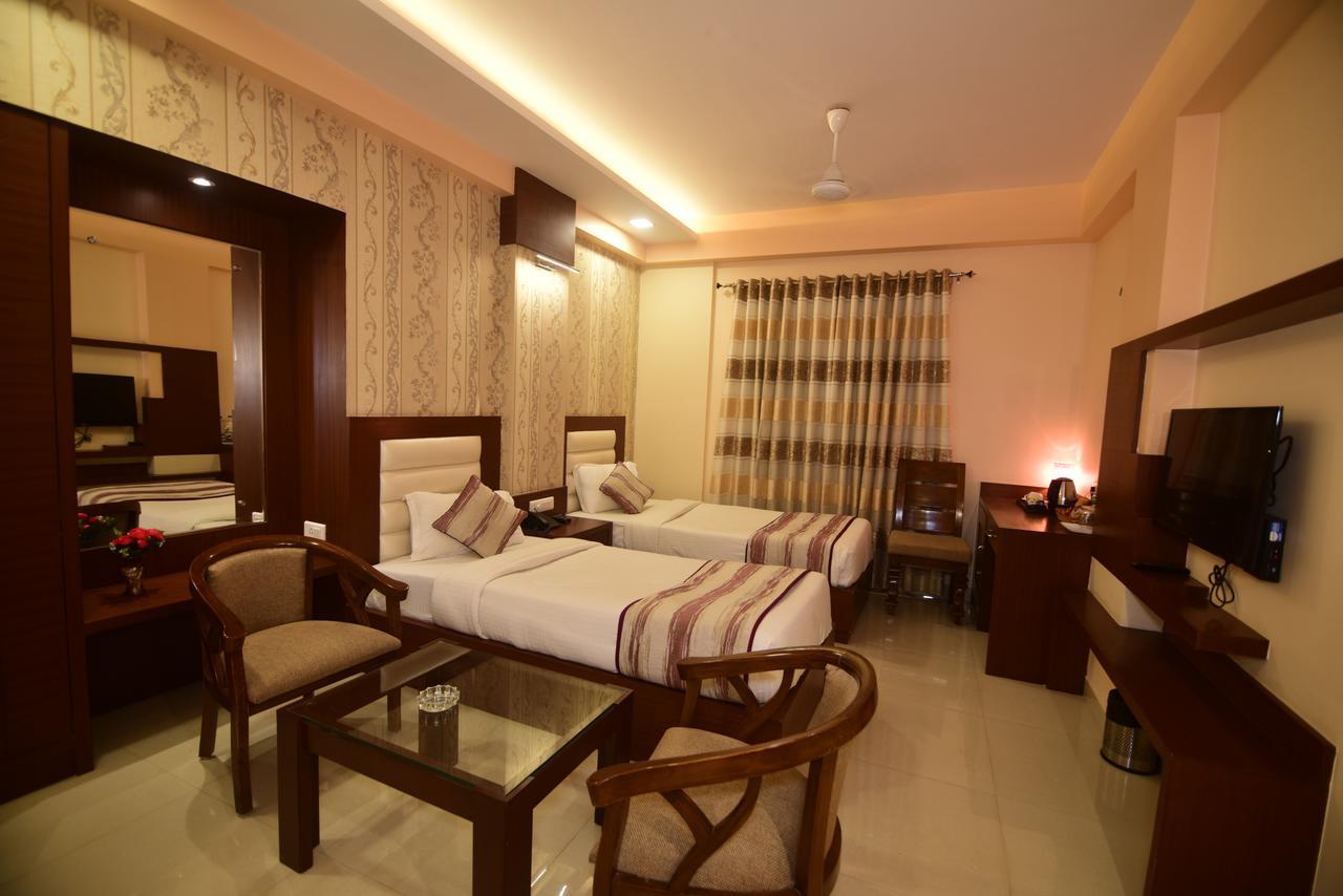Hotel Varanasi Inn Extérieur photo